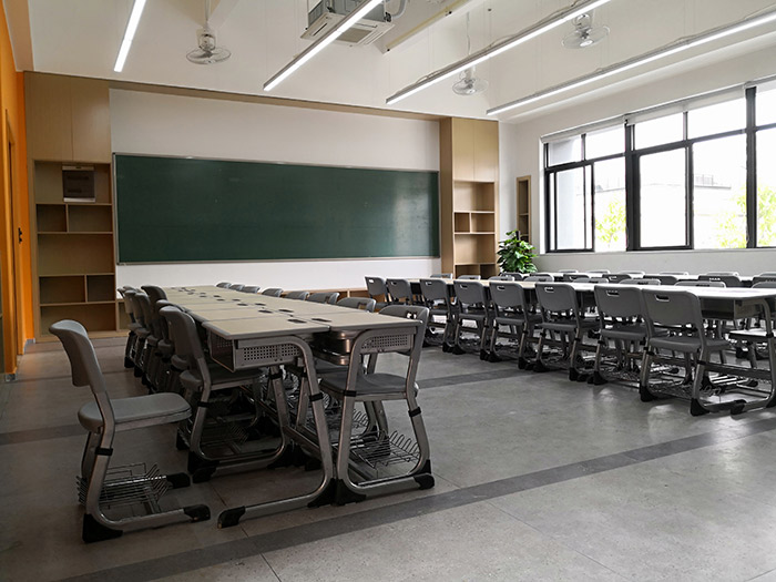 朗哥學(xué)校家具 學(xué)校家具