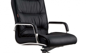 購買合適的辦公椅，對腰椎頸椎都有好處。