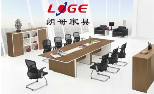 板式會(huì)議桌有著怎樣的特點(diǎn)優(yōu)勢(shì)？