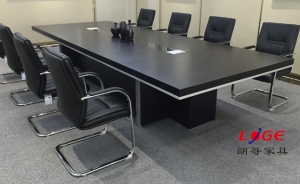 如何才能做好會議桌保養(yǎng)工作來延長其使用壽命呢？