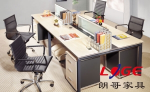 避免木質(zhì)辦公家具被蟲(chóng)蛀的方法有哪些呢？