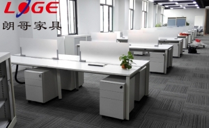 如何預(yù)防辦公家具出現(xiàn)掉漆開裂呢？